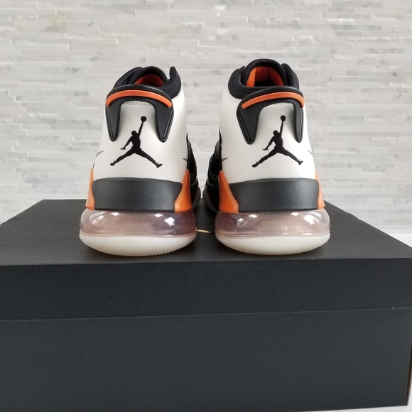 🛑SOLD🛑 New JORDAN Mars 270 Sneakers - Picture 5 of 8